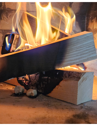 Kiln dried ash firewood in a box (30 cm, 36 pcs.)